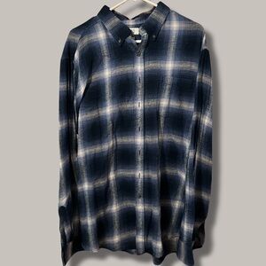 Croft & Barrow Navy and White Plaid Button Down Shirt